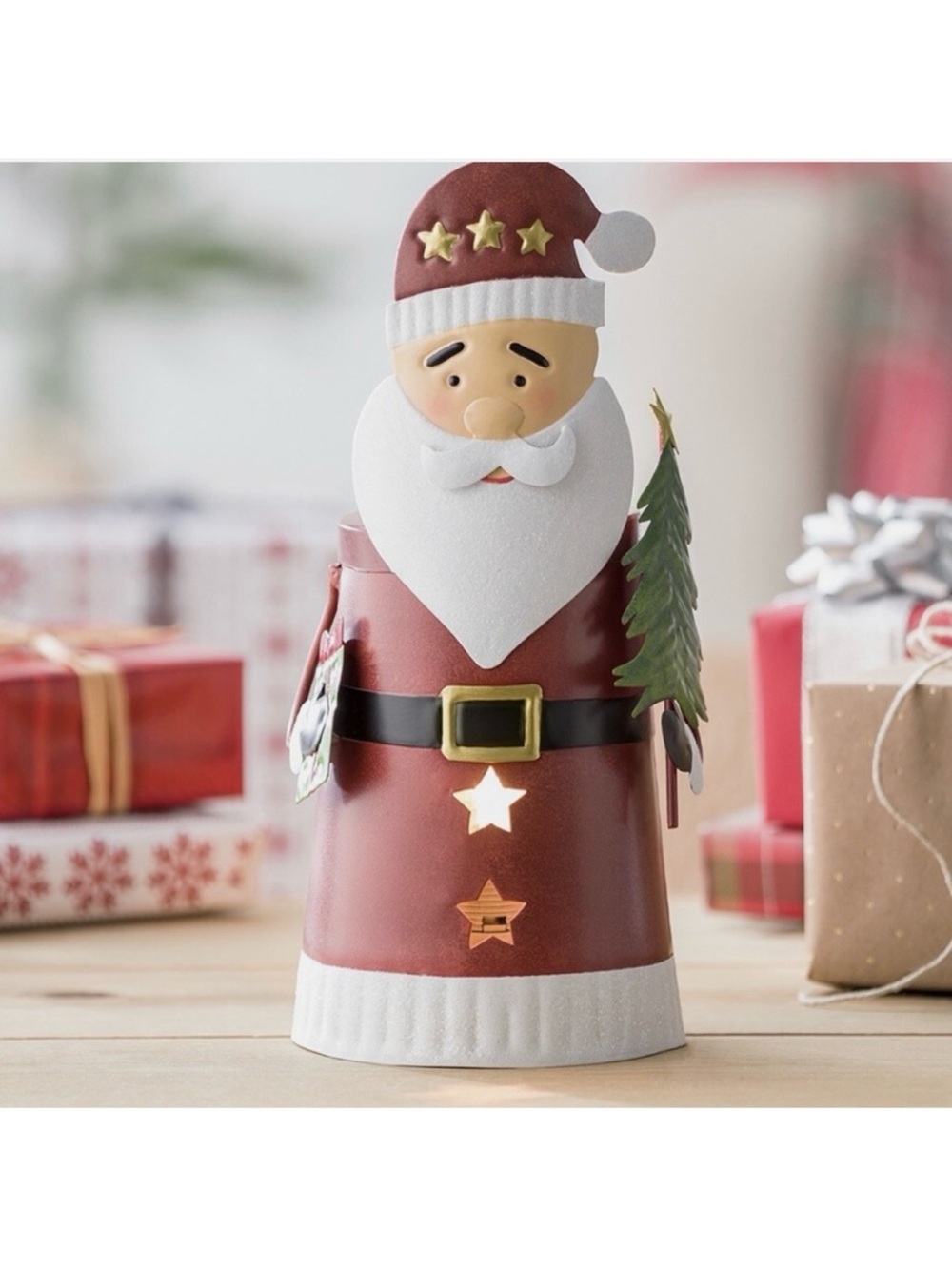 NWT Scentsy Red and White Santa Scentsy Warmer